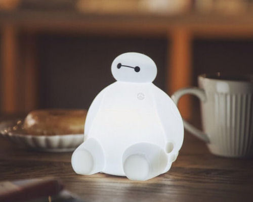 Disney Baymax EPOCH ホロC 世界に5枚 3/5 ローダー発送 Big Hero 6 Baymax Nightlight | Japan Trend Shop